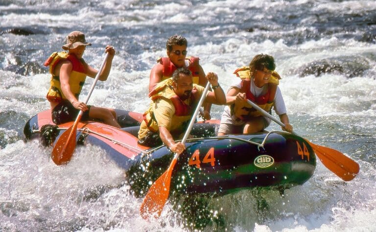 rafting-6724474_1280