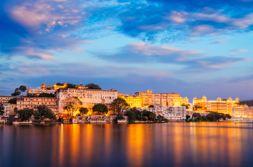 Read more about the article Palace Stays in Rajasthan for Diwali & Family Weddings