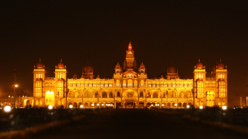 Read more about the article Karnataka Travel Guide 2025: Culture, Heritage & Luxury Experiences for International Travelers